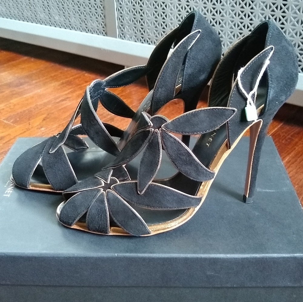 NIB Giuseppe Zanotti for Vionnet heels - Picture 6 of 8